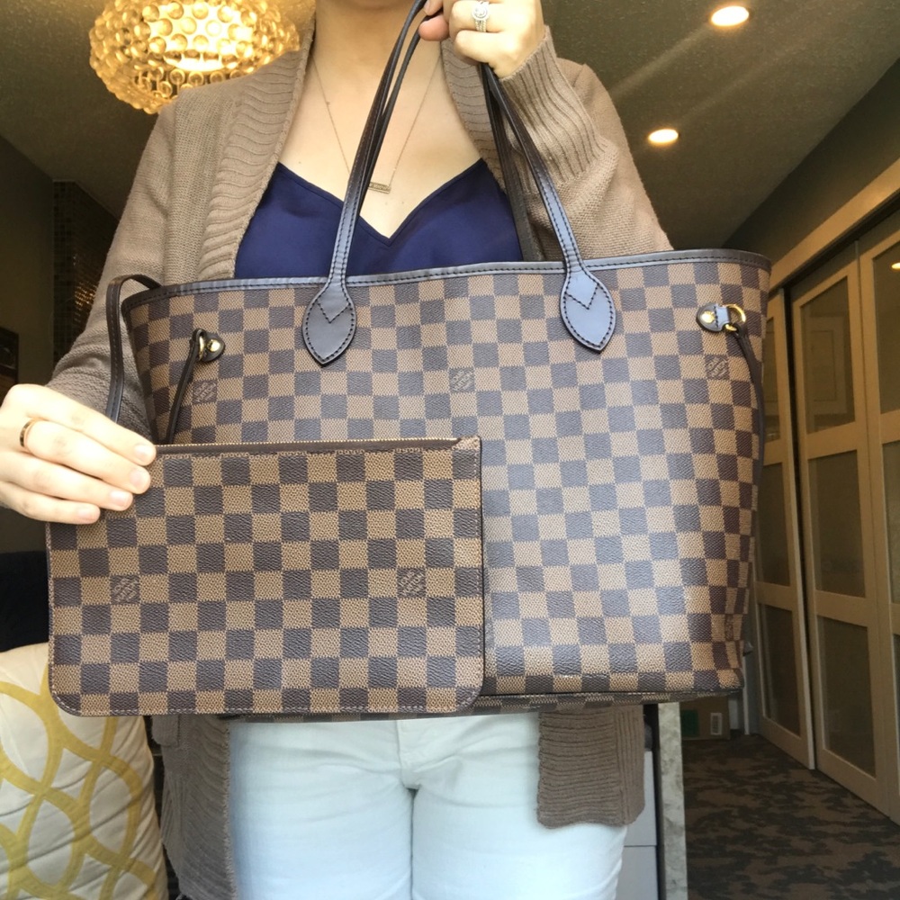 Louis Vuitton MM never full tote